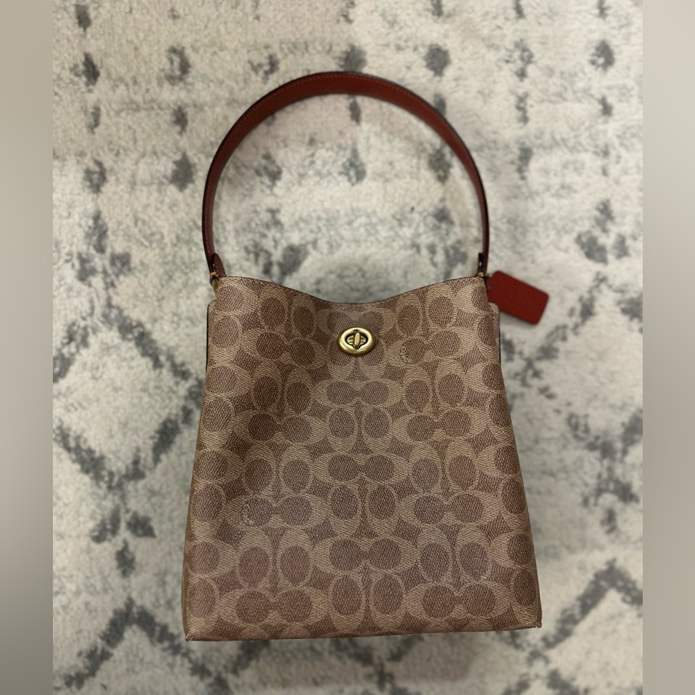 Coach Bucket Bag
